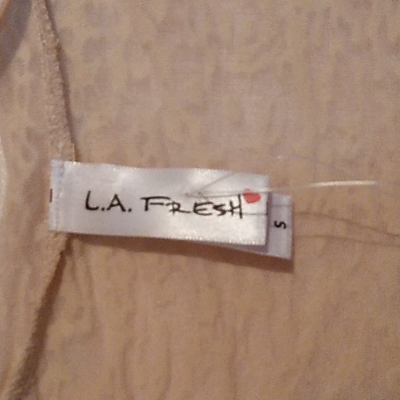 Top - Picture 6 of 9